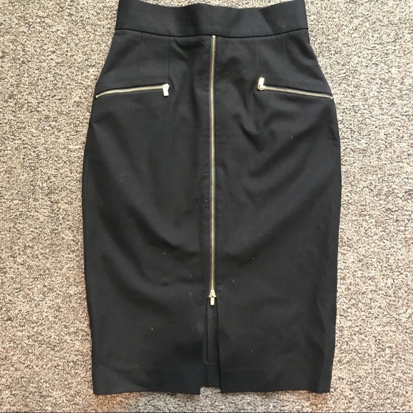Banana Republic Dresses & Skirts - Banana Republic Pencil Skirt - Size 0